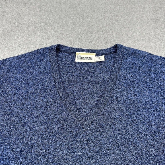 VINTAGE London Fog Sweater Vest Mens XL Blue Black Acrylic V Neck Made In USA - Picture 3 of 7